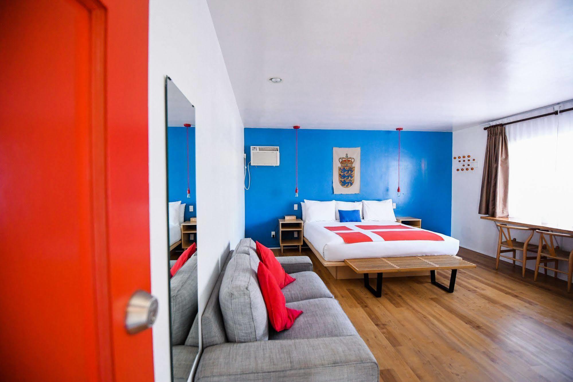 Hotel The Hamlet 2*