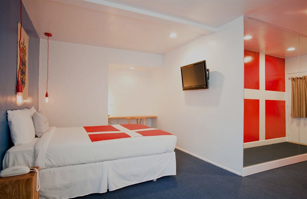 Hotel The Hamlet 2*